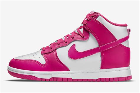 nike dunk high hot pink.